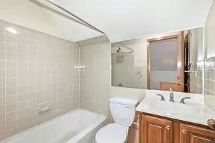 2850 Brighton Ct, Westchester, IL 60154 - Photo 14