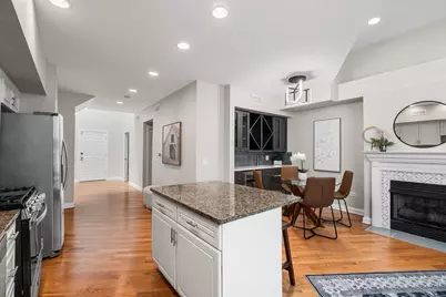 3250 N Lincoln Avenue #C, Chicago, IL 60657 - Photo 10