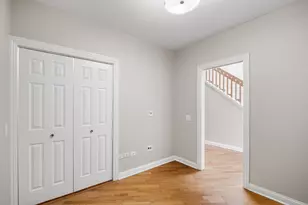 3250 N Lincoln Ave, Chicago, IL 60657 - Photo 22