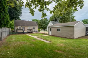 539 Central Ave, Genoa, IL 60135 - Photo 38