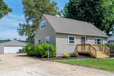539 Central Avenue, Genoa, IL 60135 - Photo 2