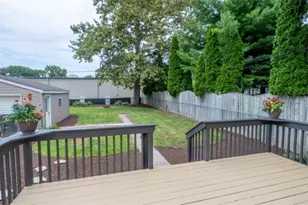 539 Central Ave, Genoa, IL 60135 - Photo 34