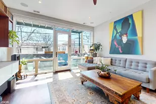 2335 W Chicago Ave, Chicago, IL 60622 - Photo 4