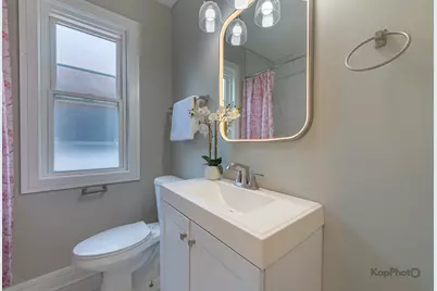 9350 S Manistee Avenue, Chicago, IL 60617 - Photo 22
