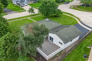 221 Sunset Terrace, Crystal Lake, IL 60014 - Photo 44