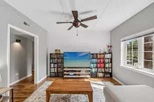 55 S Hale St, Palatine, IL 60067 - Photo 4