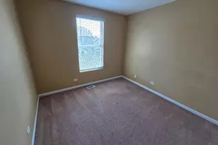 107 Driscoll Ln, Wood Dale, IL 60191 - Photo 16