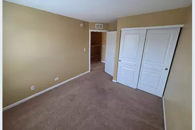 107 Driscoll Lane, Wood Dale, IL 60191 - Photo 14