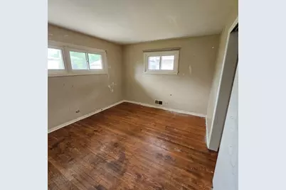 8422 Harding Avenue, Skokie, IL 60076 - Photo 12