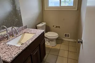8422 Harding Ave, Skokie, IL 60076 - Photo 6