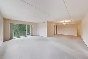 6801 N Milwaukee Ave, Niles, IL 60714 - Photo 8