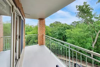 6801 N Milwaukee Avenue #410, Niles, IL 60714 - Photo 34