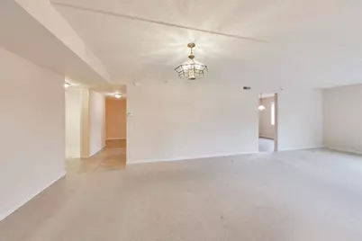 6801 N Milwaukee Avenue #410, Niles, IL 60714 - Photo 12