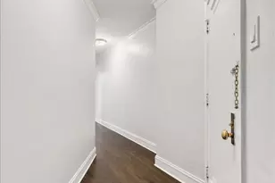 5428 N Campbell Ave, Chicago, IL 60625 - Photo 12