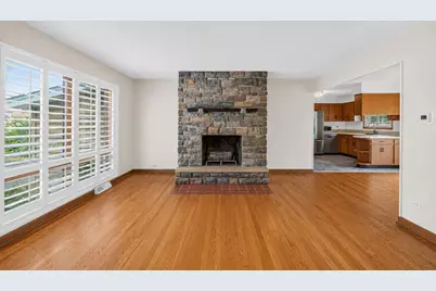 145 Dole Avenue, Crystal Lake, IL 60014 - Photo 6