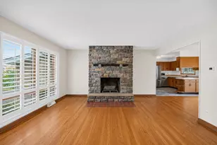 145 Dole Ave, Crystal Lake, IL 60014 - Photo 6
