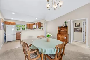 1108 Monroe Ave, McHenry, IL 60050 - Photo 8