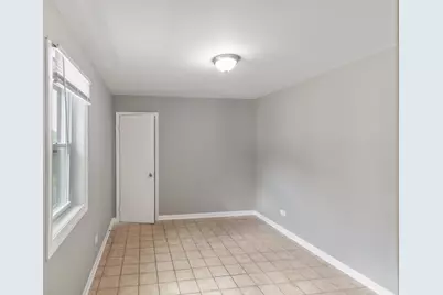 621 Oneida Street #2, Joliet, IL 60435 - Photo 12