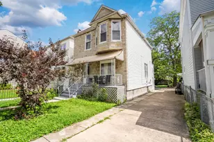 2747 N St Louis Ave, Chicago, IL 60647 - Photo 2
