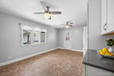 303 Mark Avenue, Glendale Heights, IL 60139 - Photo 6