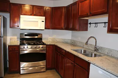 [Address not provided], Naperville, IL 60564 - Photo 4