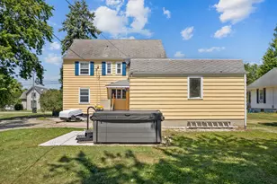 410 E Main St, Genoa, IL 60135 - Photo 20