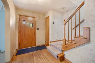 410 E Main St, Genoa, IL 60135 - Photo 2