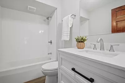 1005 N Western Avenue, Bloomington, IL 61701 - Photo 10