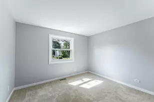 132 Garden Dr, Bolingbrook, IL 60440 - Photo 14