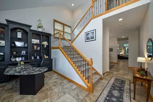 322 Quarry Ridge Cir, Sugar Grove, IL 60554 - Photo 4