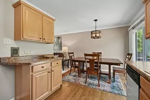 40020 N Adelphi Ave, Beach Park, IL 60099 - Photo 8