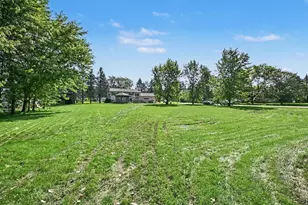 40020 N Adelphi Ave, Beach Park, IL 60099 - Photo 24