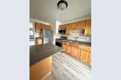404 Inland Drive #2B, Wheeling, IL 60090 - Photo 4