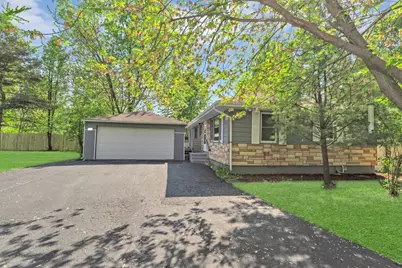 117 Arthur Avenue, South Elgin, IL 60177 - Photo 2