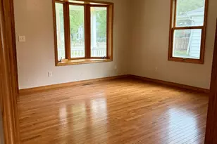 703 Chapel St, Ottawa, IL 61350 - Photo 4