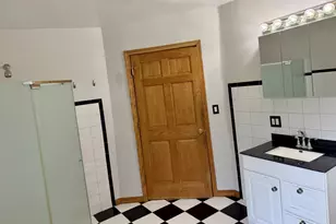 703 Chapel St, Ottawa, IL 61350 - Photo 10