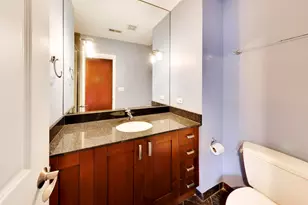 2032 N Burling St, Chicago, IL 60614 - Photo 24