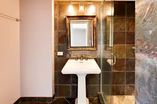 2032 N Burling St, Chicago, IL 60614 - Photo 36