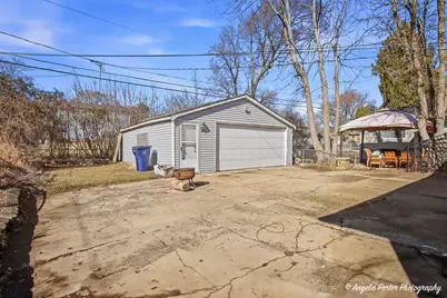 2304 Dickey Avenue, North Chicago, IL 60064 - Photo 10
