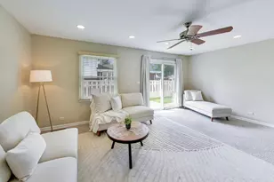 2505 E Mayfair Rd, Arlington Heights, IL 60004 - Photo 10