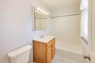 2505 E Mayfair Rd, Arlington Heights, IL 60004 - Photo 14