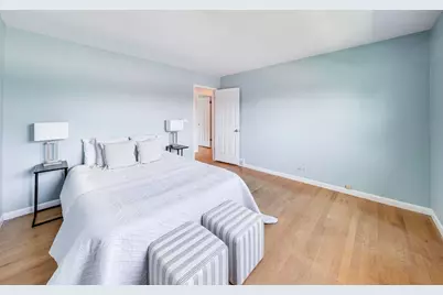 2505 E Mayfair Road, Arlington Heights, IL 60004 - Photo 16