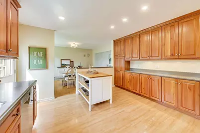 2505 E Mayfair Road, Arlington Heights, IL 60004 - Photo 8