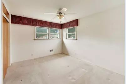 7338 Beckwith Road, Morton Grove, IL 60053 - Photo 18