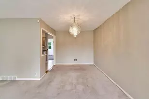 7338 Beckwith Rd, Morton Grove, IL 60053 - Photo 8