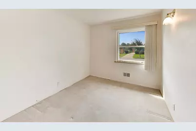 7338 Beckwith Road, Morton Grove, IL 60053 - Photo 26
