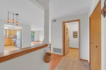 11030 S Theresa Circle #3A, Palos Hills, IL 60465 - Photo 2