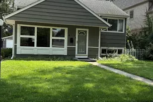 811 S Fairfield Ave, Elmhurst, IL 60126 - Photo 1