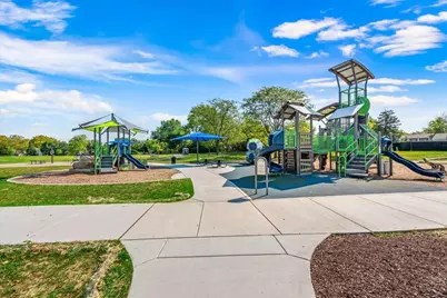 24 W Devon Avenue, Roselle, IL 60172 - Photo 40