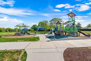 24 W Devon Ave, Roselle, IL 60172 - Photo 40